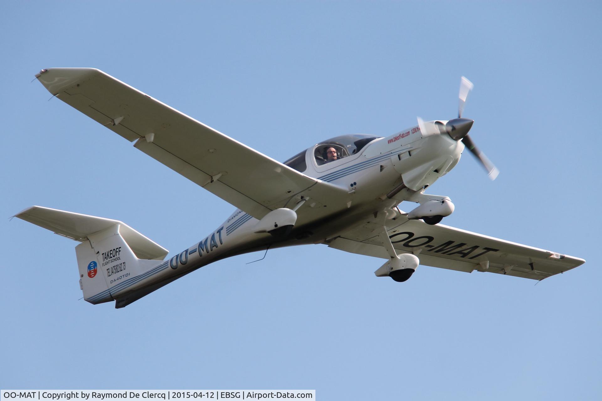 OO-MAT, 2004 Diamond DA-40D Diamond Star C/N D4.045, Take-off