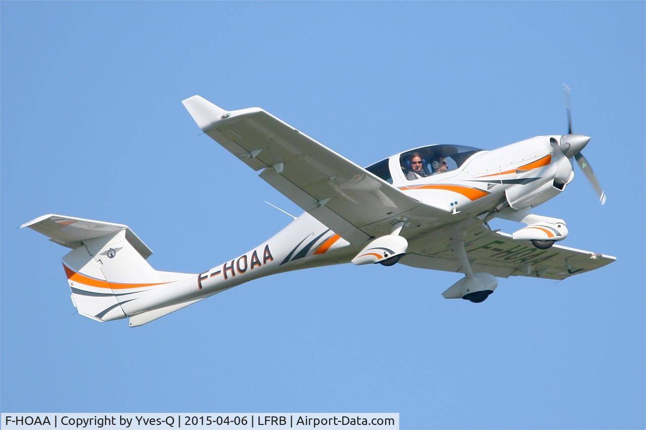F-HOAA, Diamond DA-40 Diamond Star C/N D4.148, Diamond DA-40 Diamond Star, Take-off rwy 07R, Brest-Bretagne Airport (LFRB-BES)