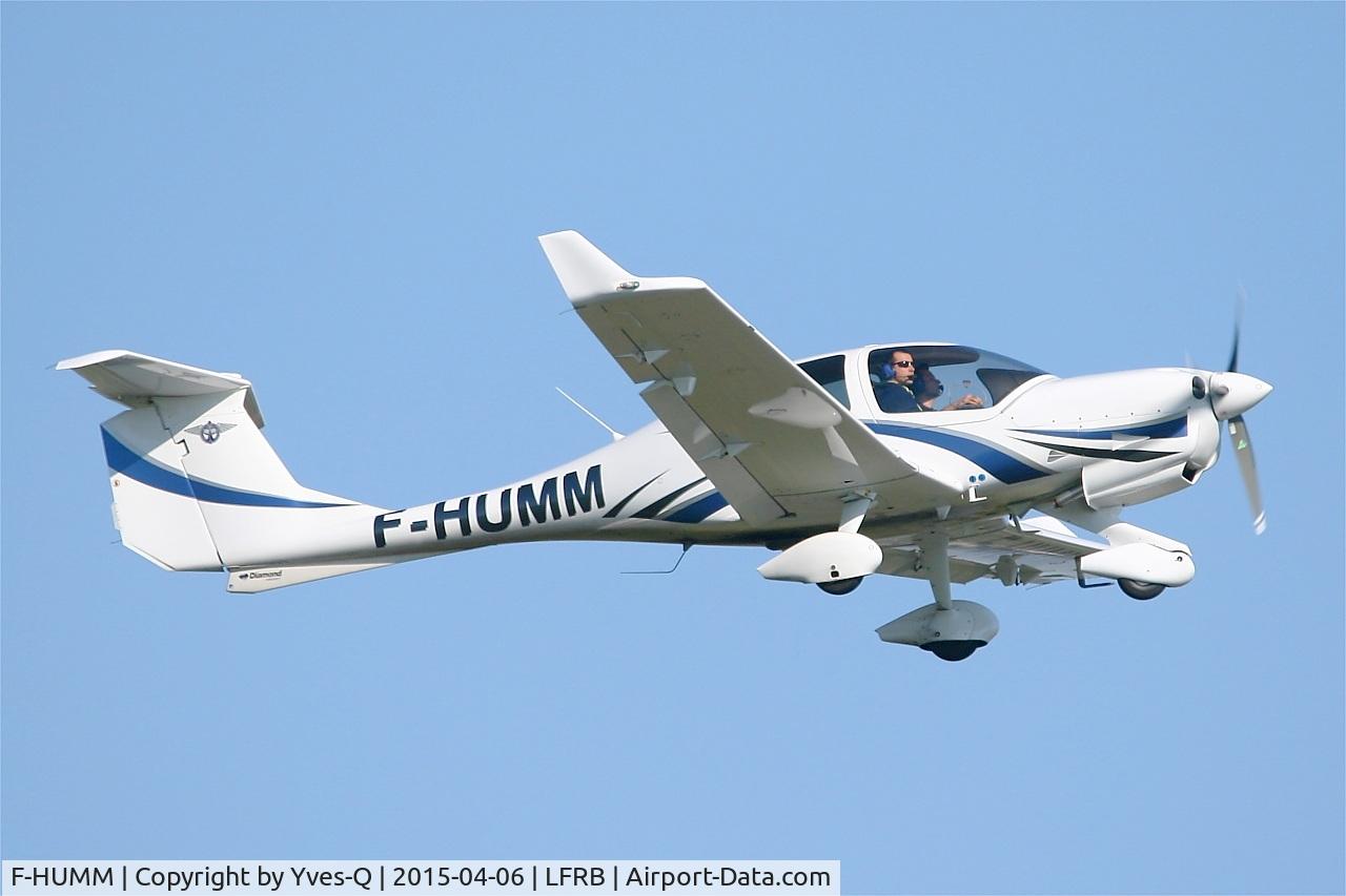 F-HUMM, Diamond DA-40 Diamond Star C/N D4.357, F-HUMM - Diamond DA-40 Diamond Star, Take-off rwy 07R, Brest-Bretagne airport (LFRB-BES)
