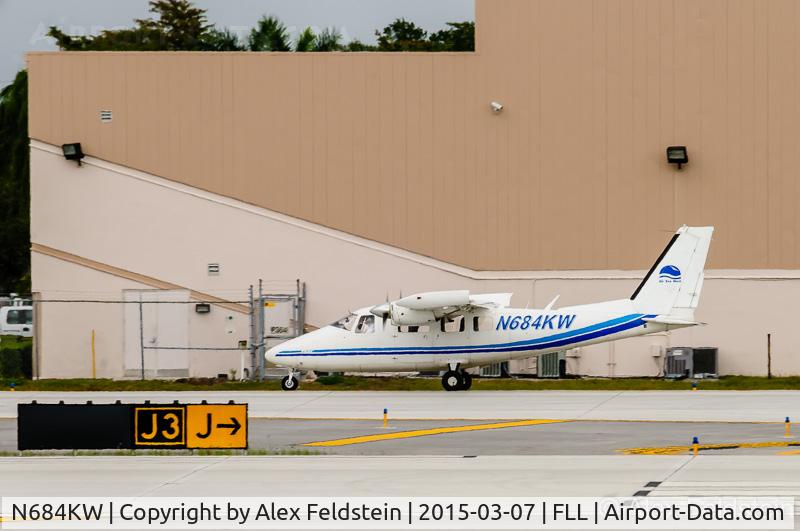 N684KW, 1991 Partenavia P-68C C/N 387, Ft. Lauderdale