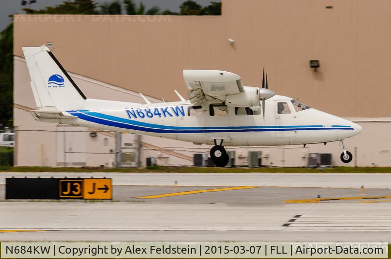 N684KW, 1991 Partenavia P-68C C/N 387, Ft. Lauderdale