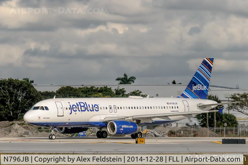 N796JB, 2012 Airbus A320-232 C/N 5060, Ft. Lauderdale