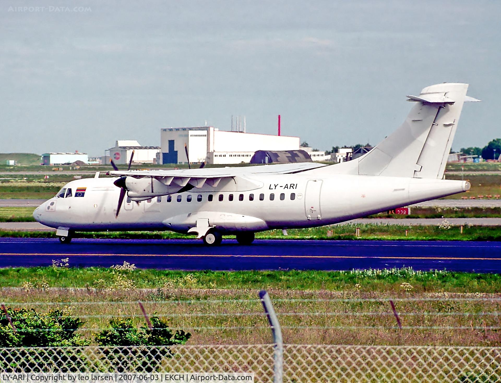 LY-ARI, 1986 ATR 42-312 C/N 012A, Copenhagen Kastrup 3.6.07
