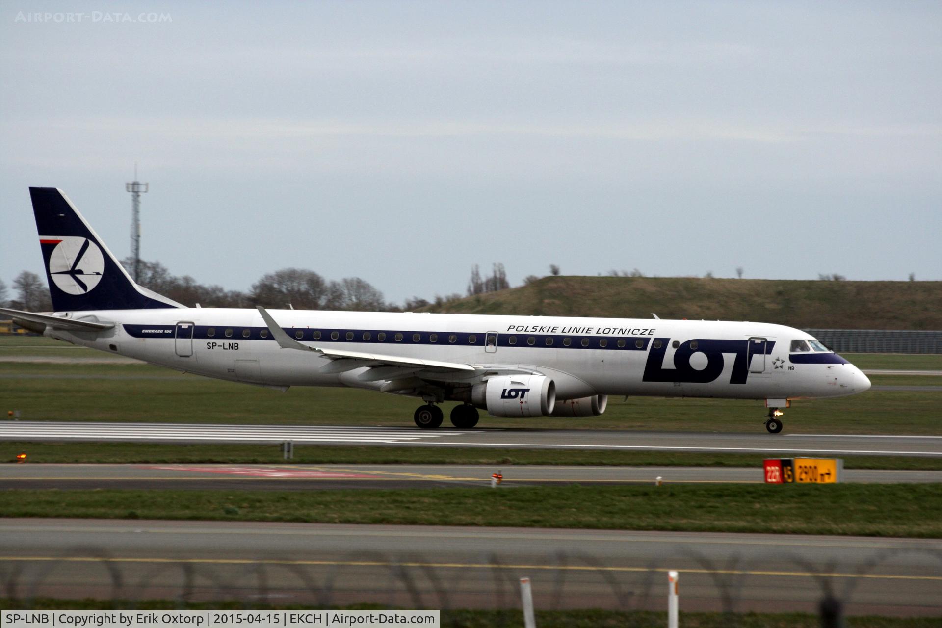 SP-LNB, 2011 Embraer 195LR (ERJ-190-200LR) C/N 19000444, SP-LNB departing rw 22R