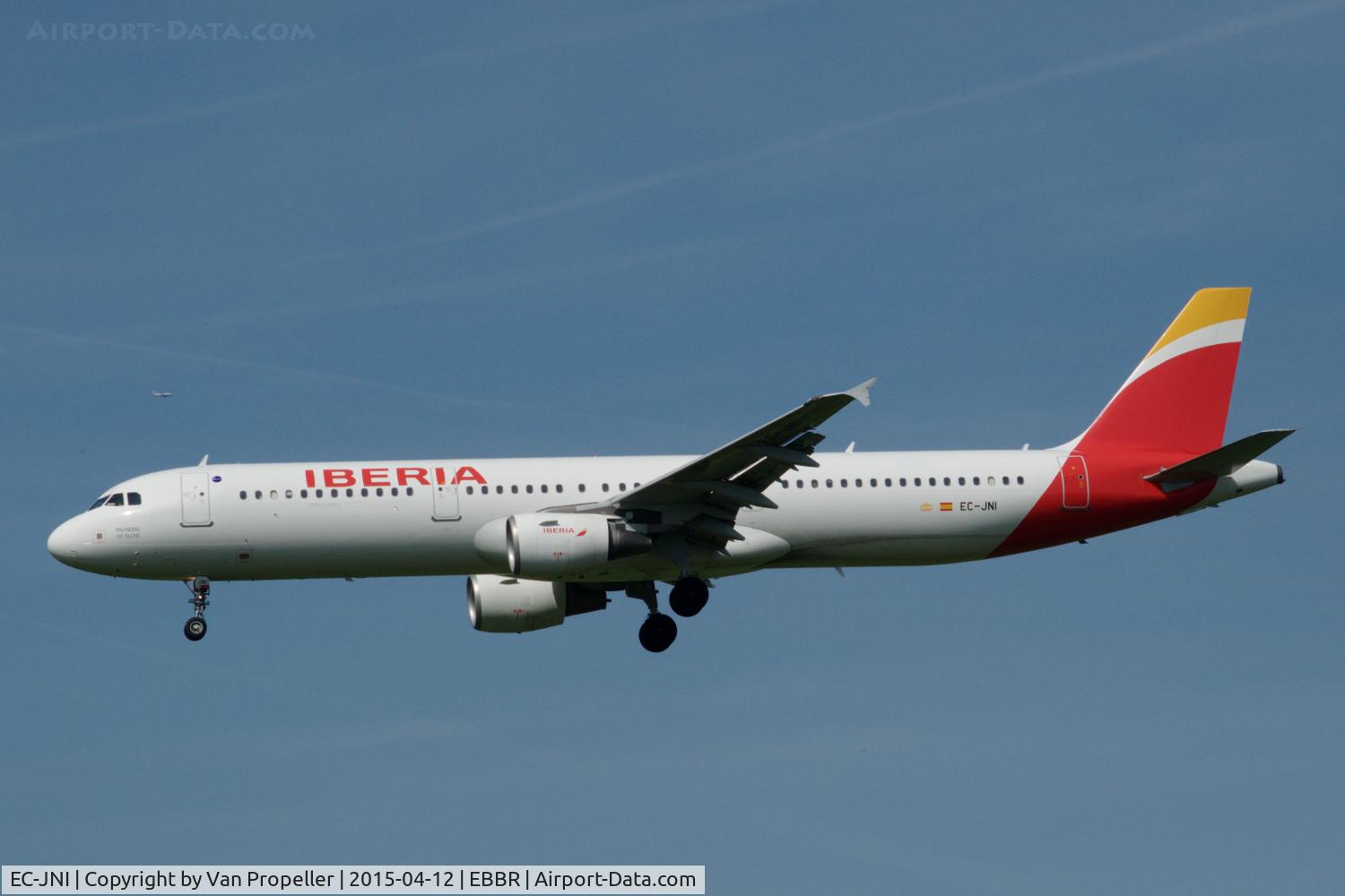 EC-JNI, 2004 Airbus A321-211 C/N 2270, Airbus A321 in Iberia's new look paint scheme.