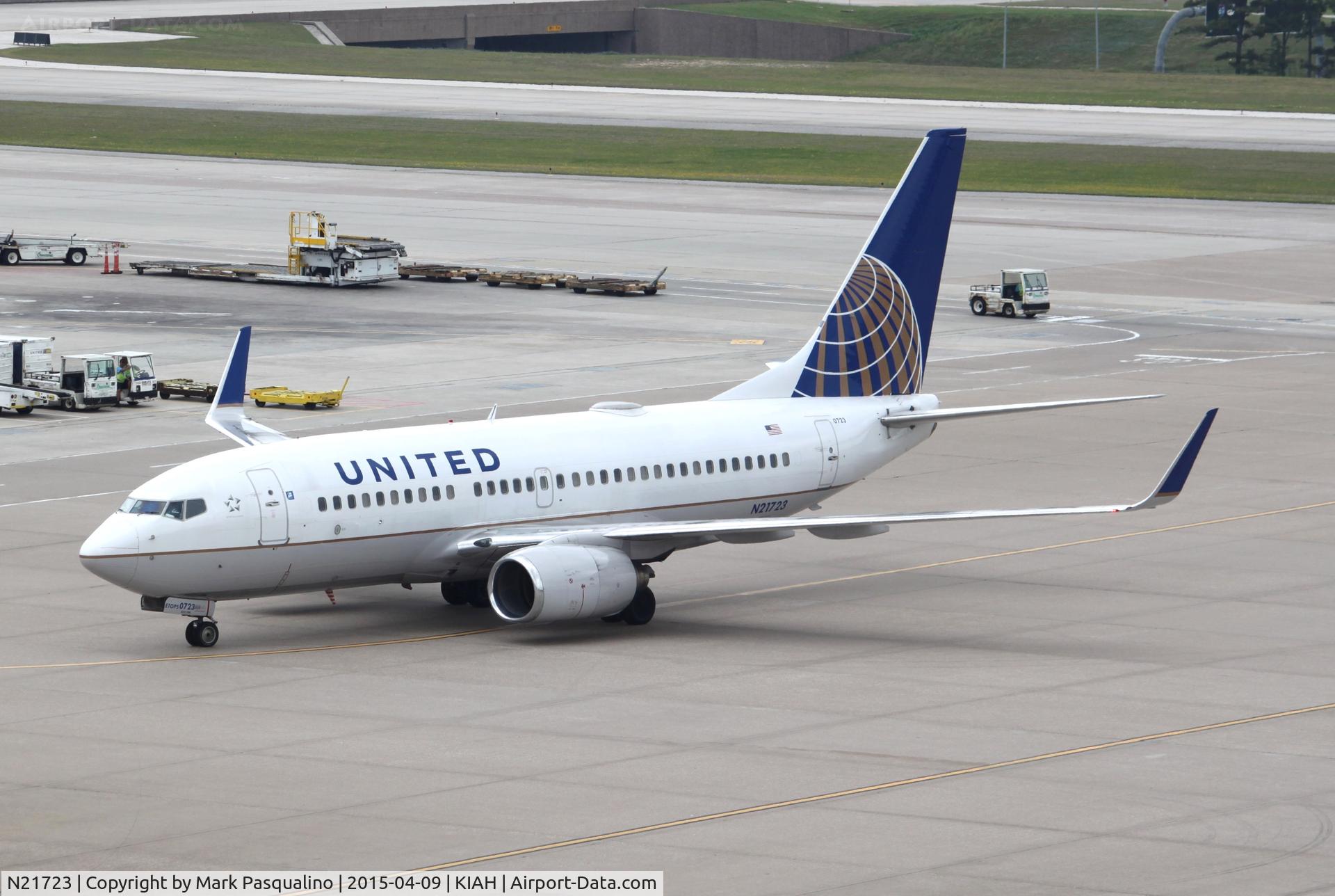 N21723, 1999 Boeing 737-724 C/N 28790, Boeing 737-700