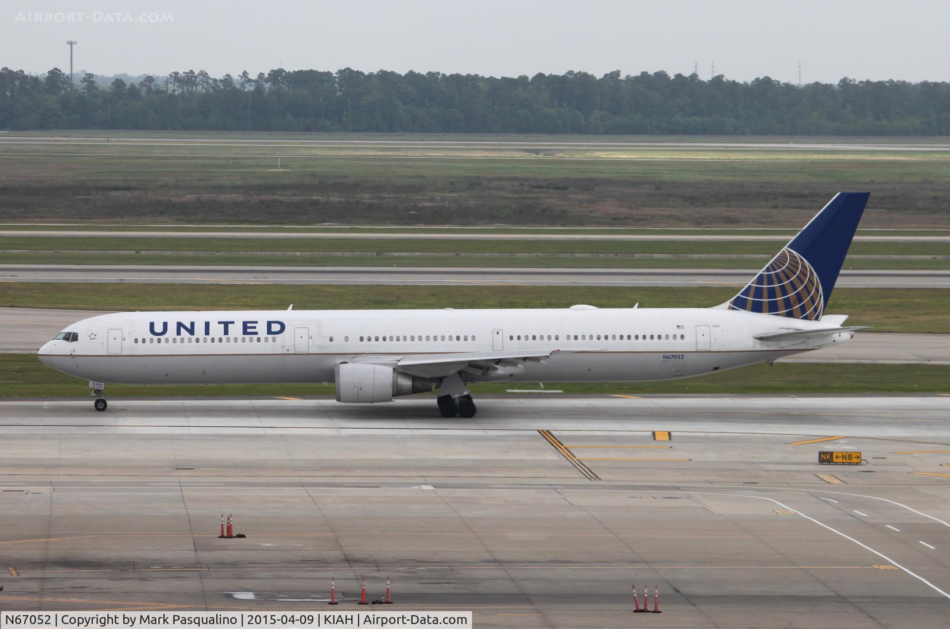 N67052, 2000 Boeing 767-424/ER C/N 29447, Boeing 767-400ER