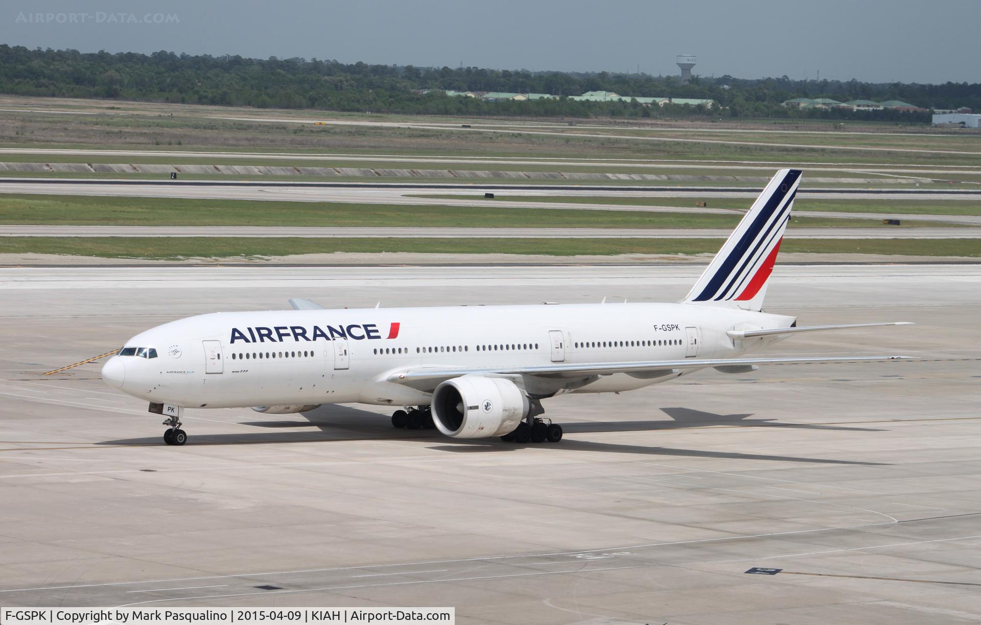 F-GSPK, 2000 Boeing 777-228/ER C/N 29010, Boeing 777-200ER