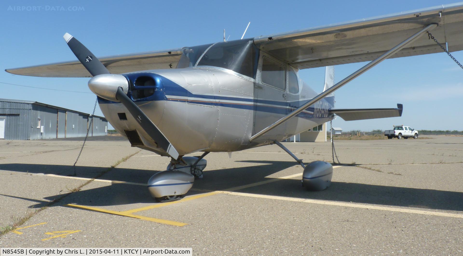 N8545B, 1957 Cessna 172 C/N 36245, An old 1957 Cessna 172 sitting on the ramp at Tracy Municipal Airport.