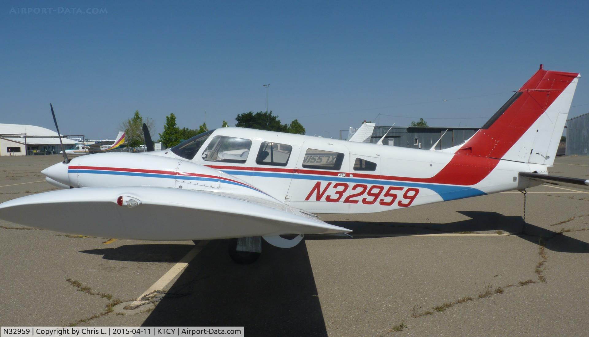 N32959, 1975 Piper PA-34-200T C/N 34-7570069, A nice 1975 Piper Seneca sitting on the ramp at Tracy Municipal Airport. This was 1 of the 3 twin engines on the ramp at Tracy.