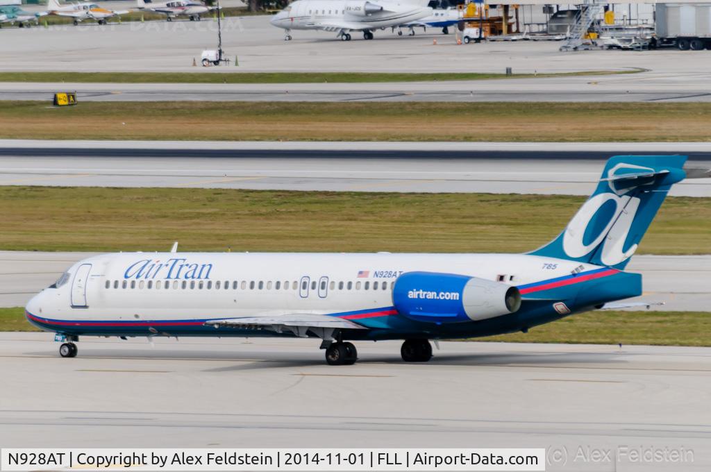 N928AT, 2000 Boeing 717-200 C/N 55076, Ft. Lauderdale
