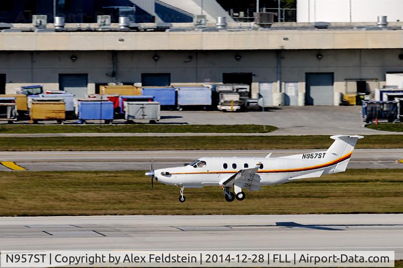 N957ST, 1999 Pilatus PC-12/45 C/N 295, Ft. Lauderdale