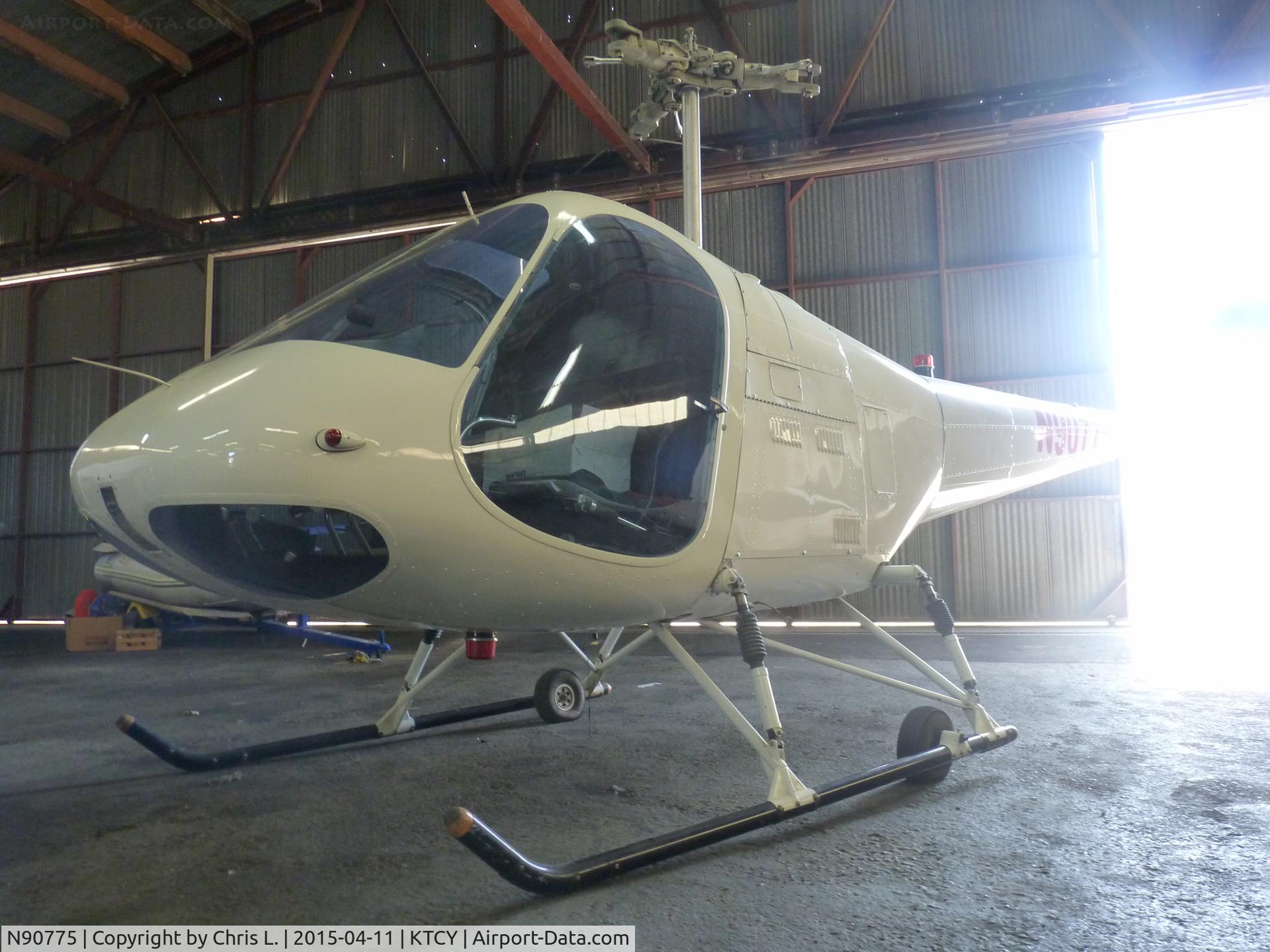 N90775, 1969 Enstrom F-28A C/N 039, A 1969 Enstorm F-28A sitting inside the Skyview Aviation hangar.