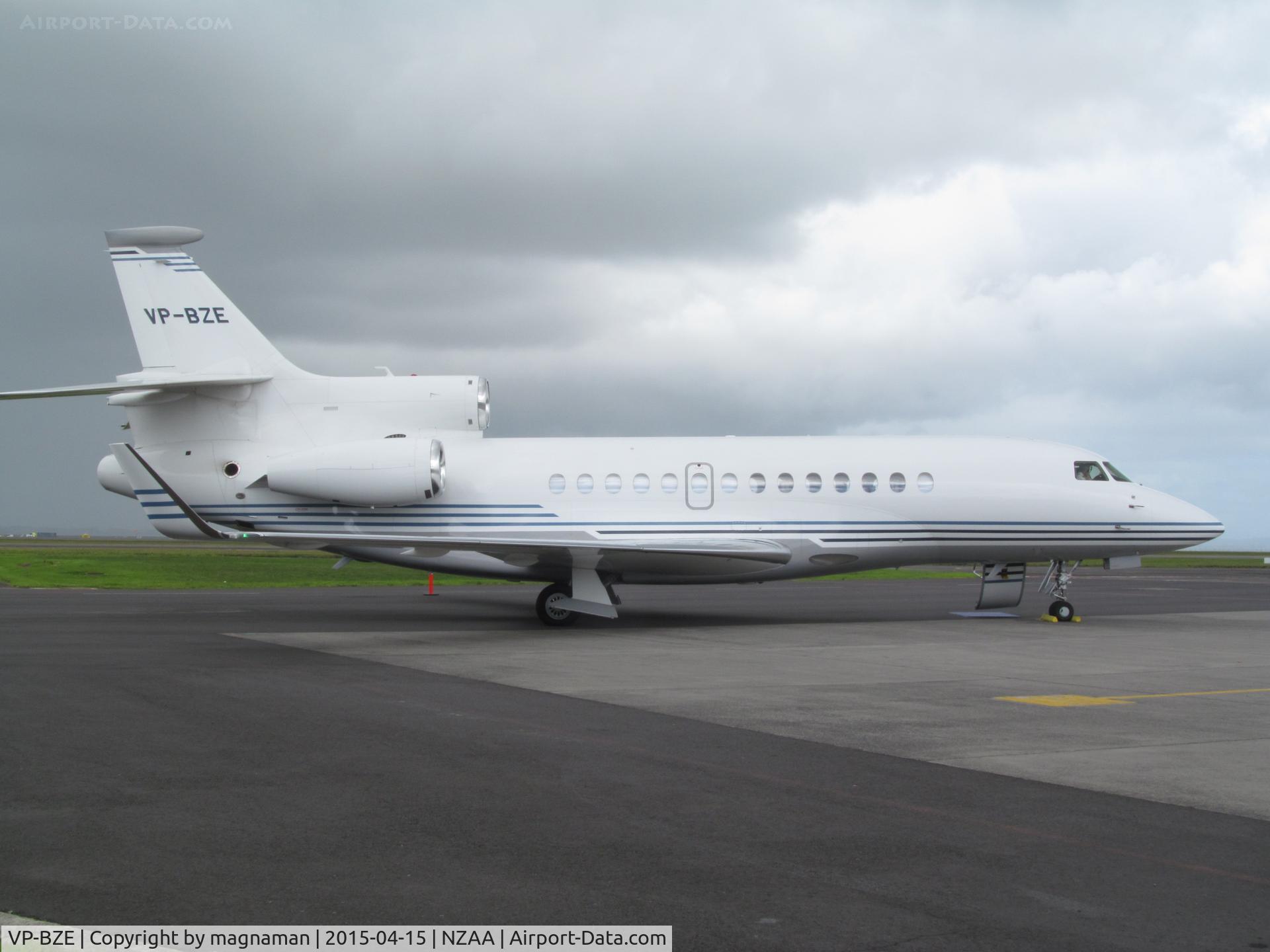 VP-BZE, 2007 Dassault Falcon 7X C/N 14, back at AKL for another visit