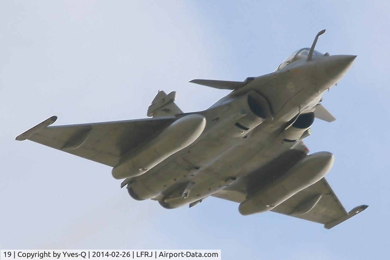 19, Dassault Rafale M C/N 19, Dassault Rafale M, Take-off rwy 26, Landivisiau Naval Air Base (LFRJ)