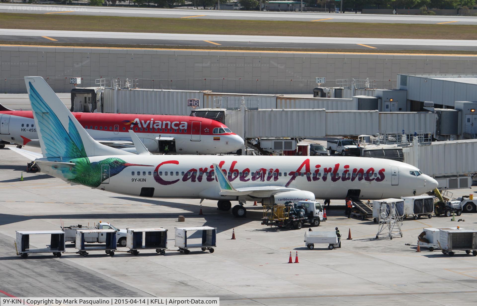 9Y-KIN, 2000 Boeing 737-8Q8 C/N 28234, Boeing 737-800