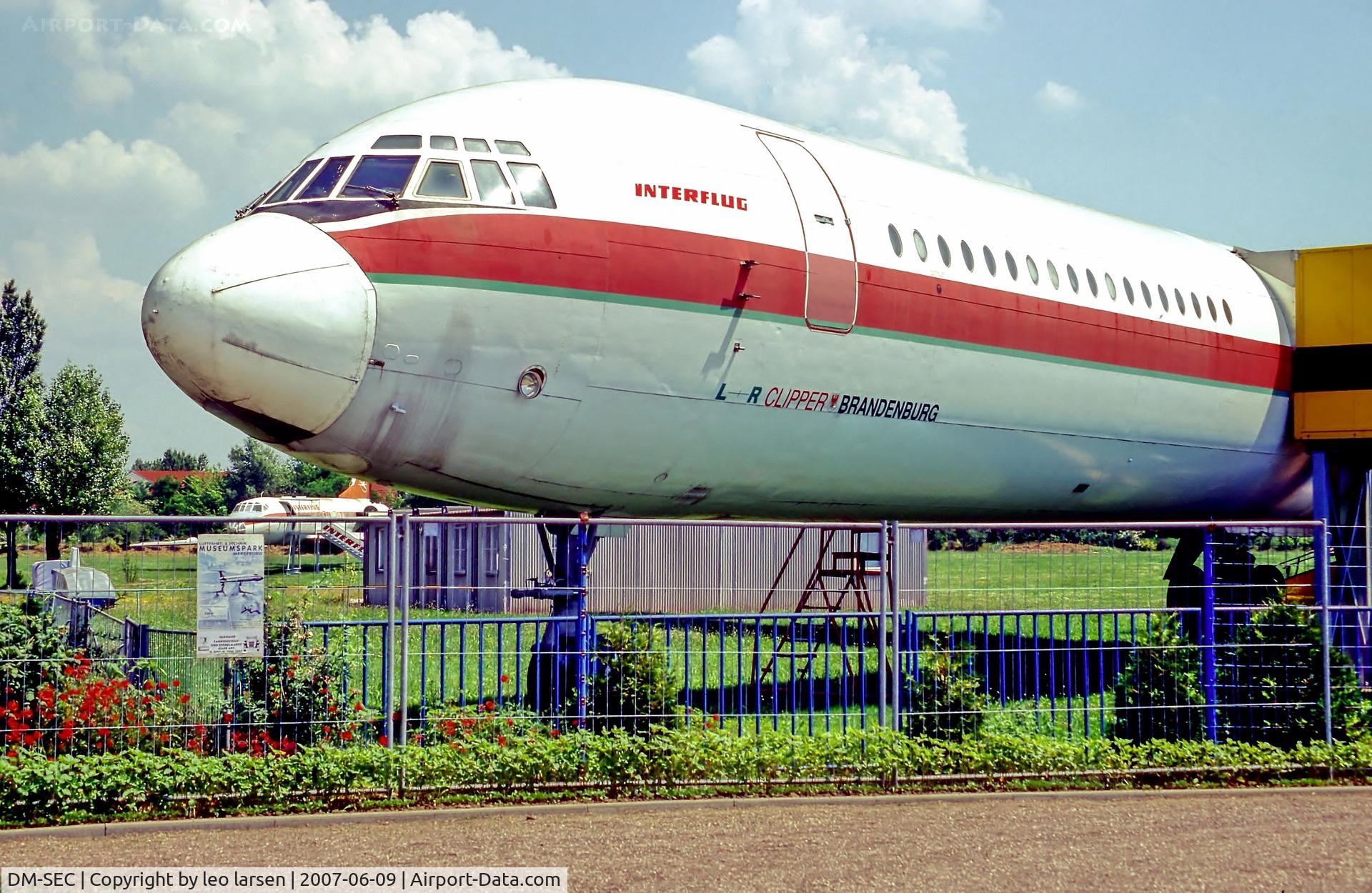 DM-SEC, 1971 Ilyushin IL-62 C/N 10903, Merseburg Museum 9.6.07