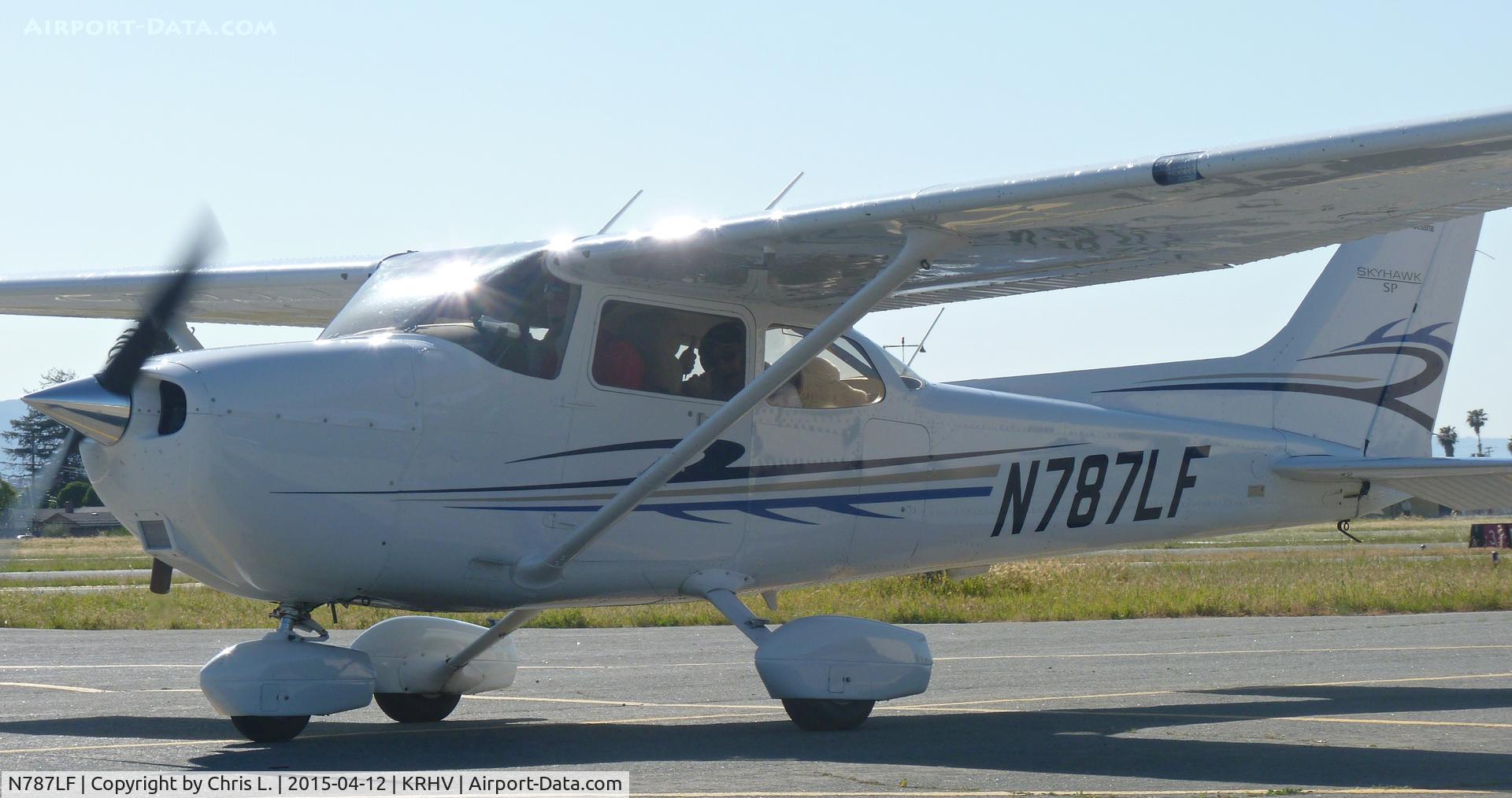 N787LF, Cessna 172S C/N 172S11125, Some cool guys going out for a Sunday joy ride in a local Cessna 172SP.