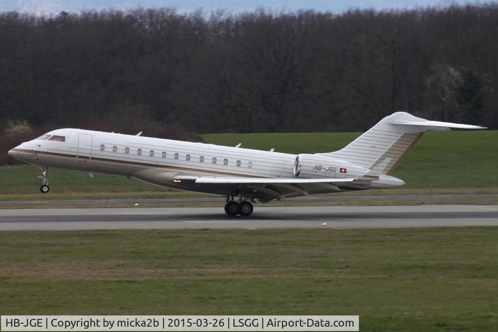 HB-JGE, 2008 Bombardier BD-700-1A10 Global Express C/N 9287, Landing