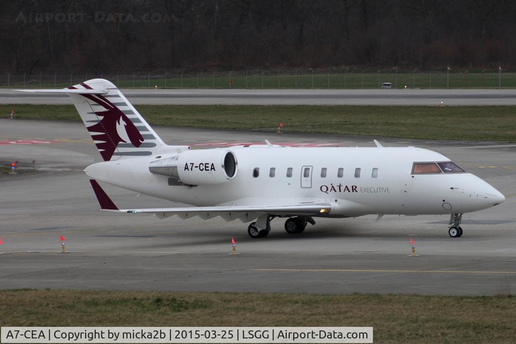A7-CEA, Canadair Challenger 605 (CL-600-2B16) C/N 5783, Taxiing