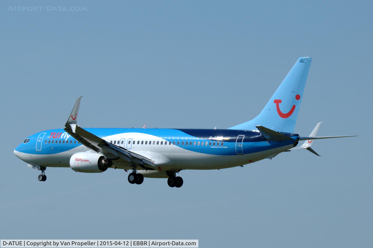 D-ATUE, 2006 Boeing 737-8K5 C/N 34686, Boeing 737-800 of TUIfly sporting a new colourscheme and new 