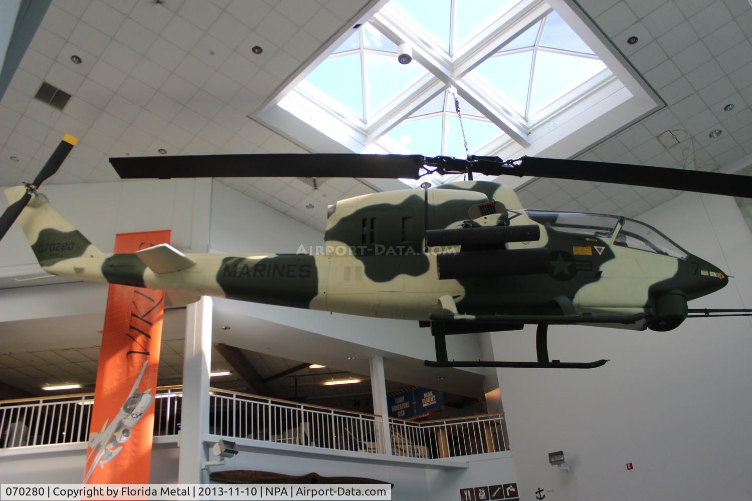 070280, Bell AH-1J Sea Cobra C/N composite airframe, AH-1J Sea Cobra