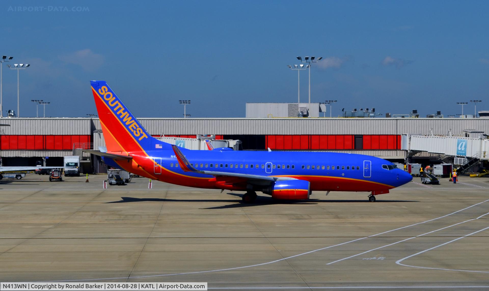 N413WN, 2001 Boeing 737-7H4 C/N 29819, Taxi Atlnata