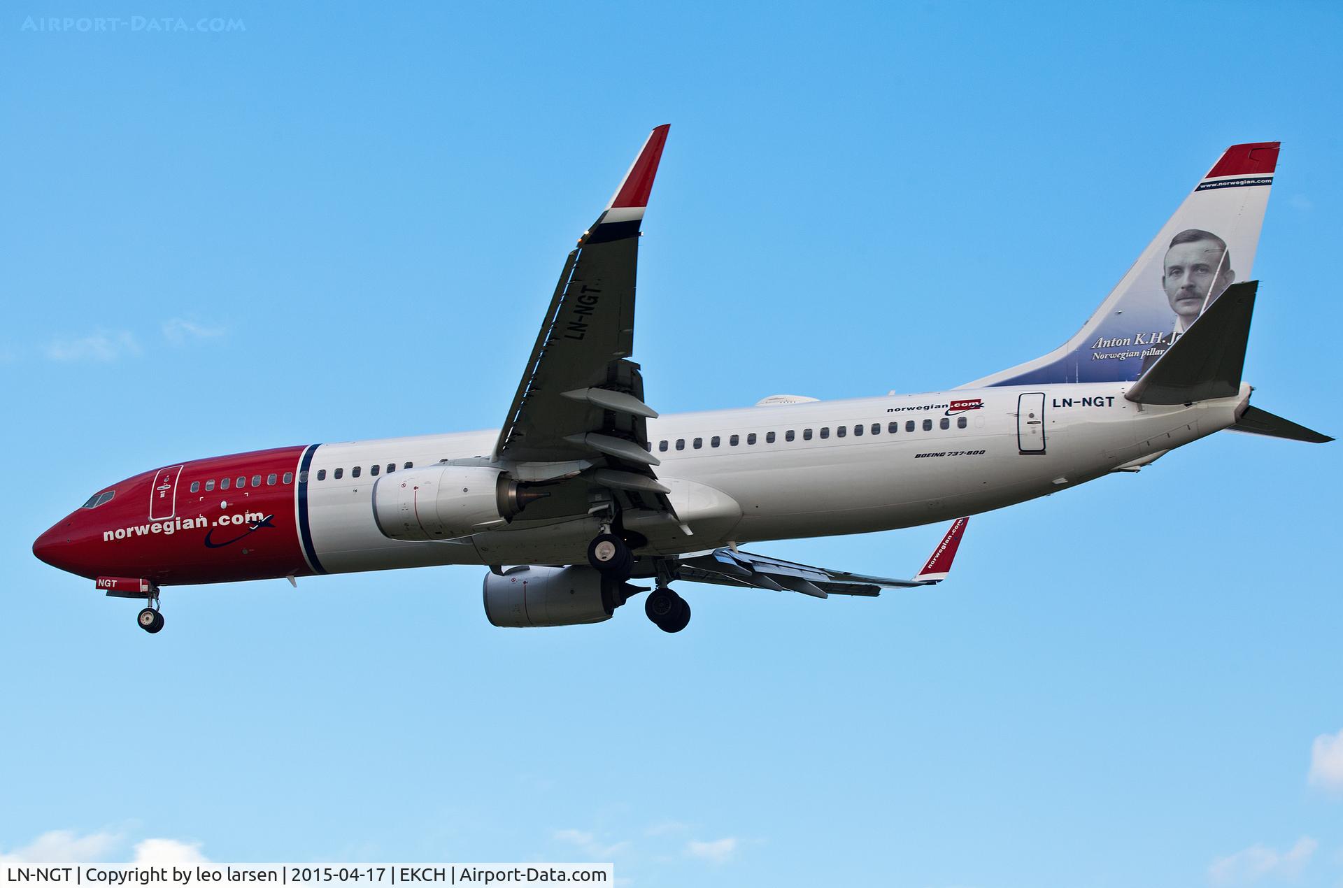 LN-NGT, 2014 Boeing 737-8JP C/N 41125, Copenhagen Kastrup 17.4.15