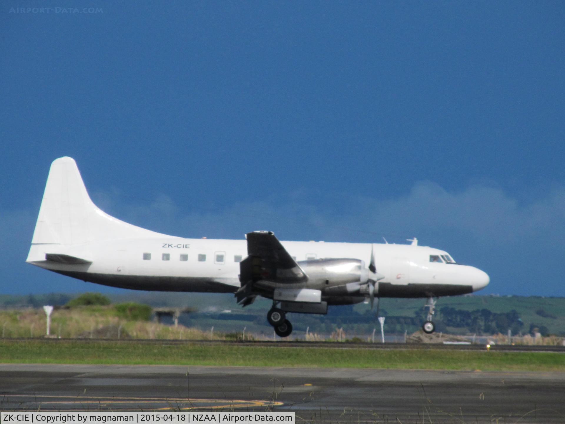 ZK-CIE, 1957 Convair CV-580 C/N 399, landing in heat haze at AKL - from Tonga