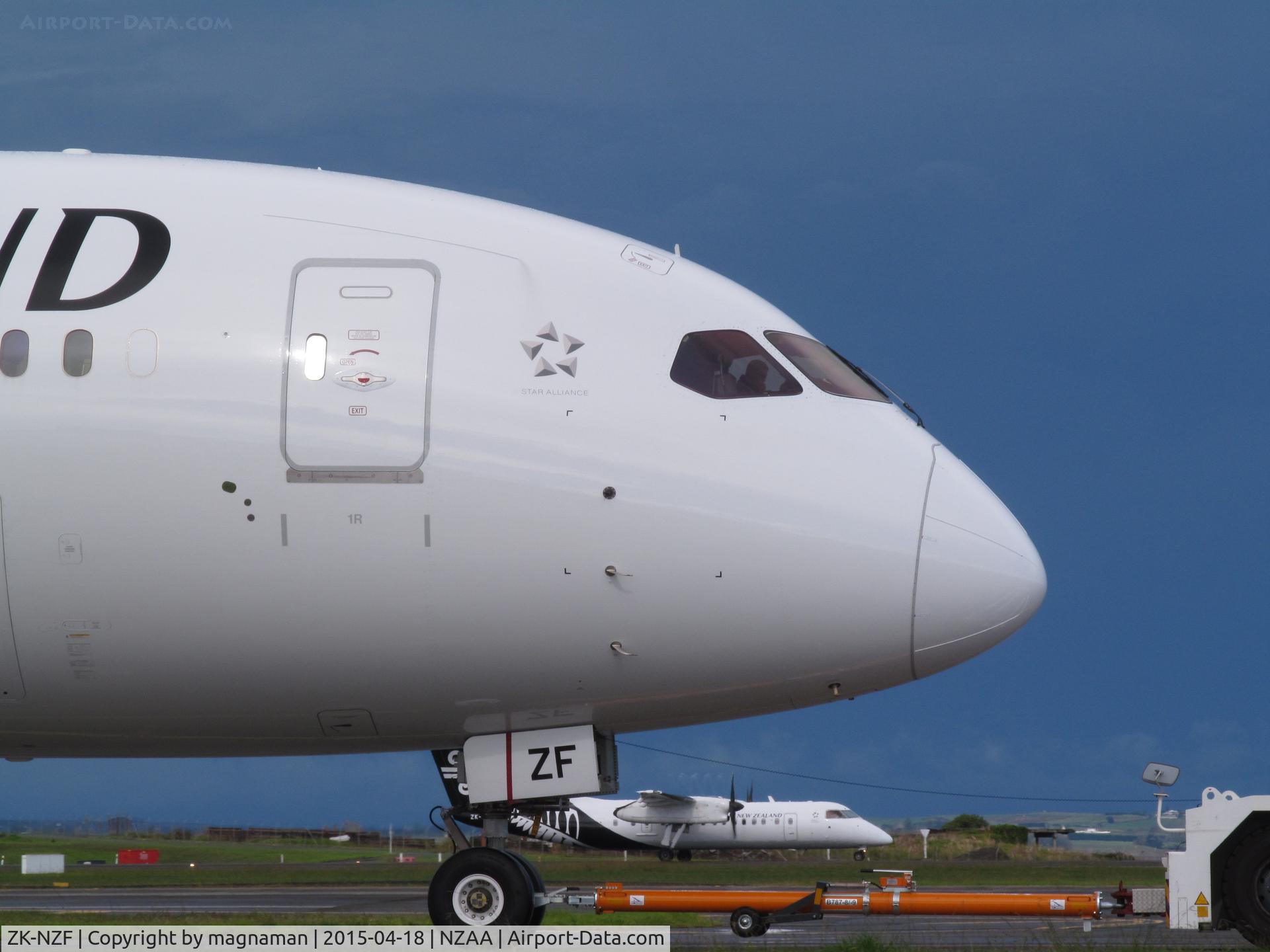 ZK-NZF, 2014 Boeing 787-9 Dreamliner C/N 34335, Close up of nose