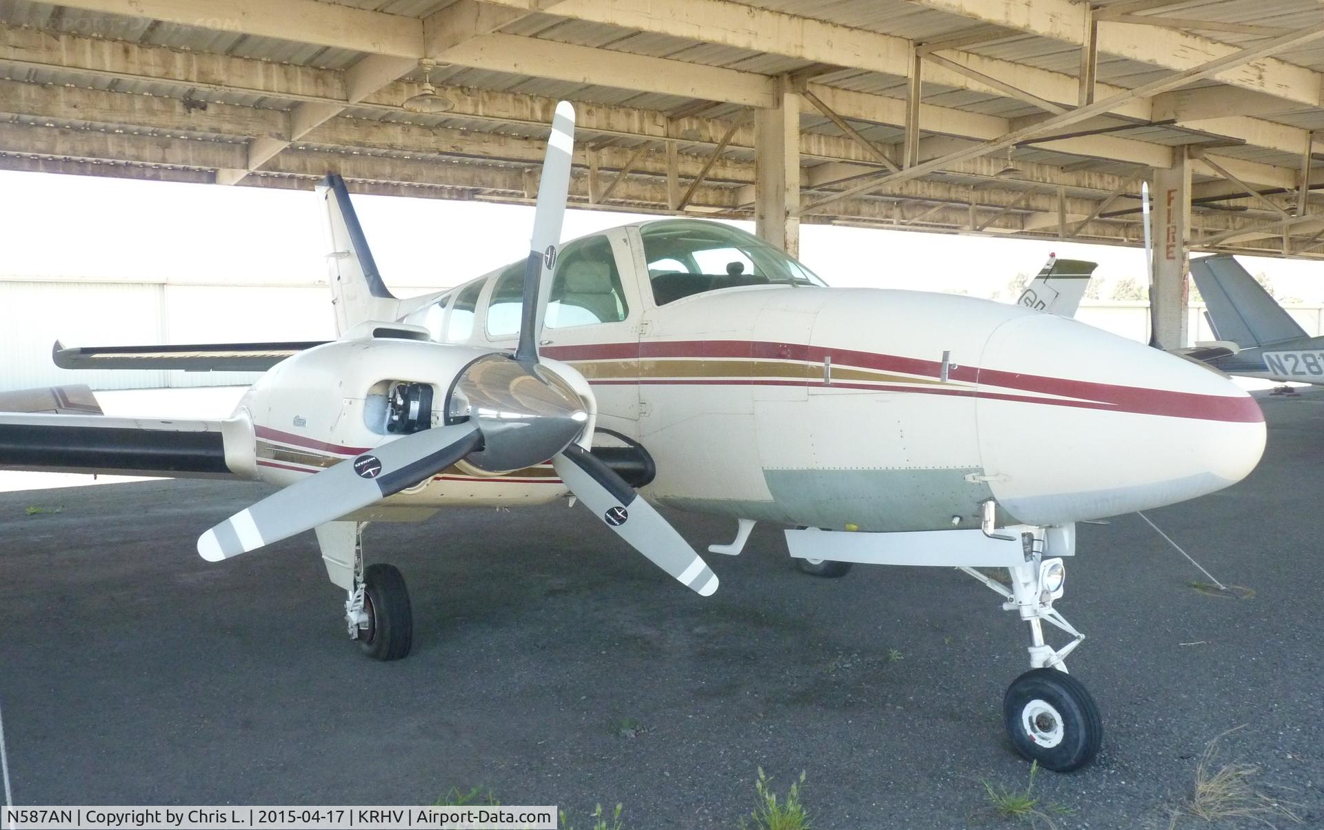 N587AN, Beechcraft 58 Baron C/N TH-1530, A local Beechcraft Baron 58 owned by the owner of Nice Air sitting under the shelters at Reid Hillview.
