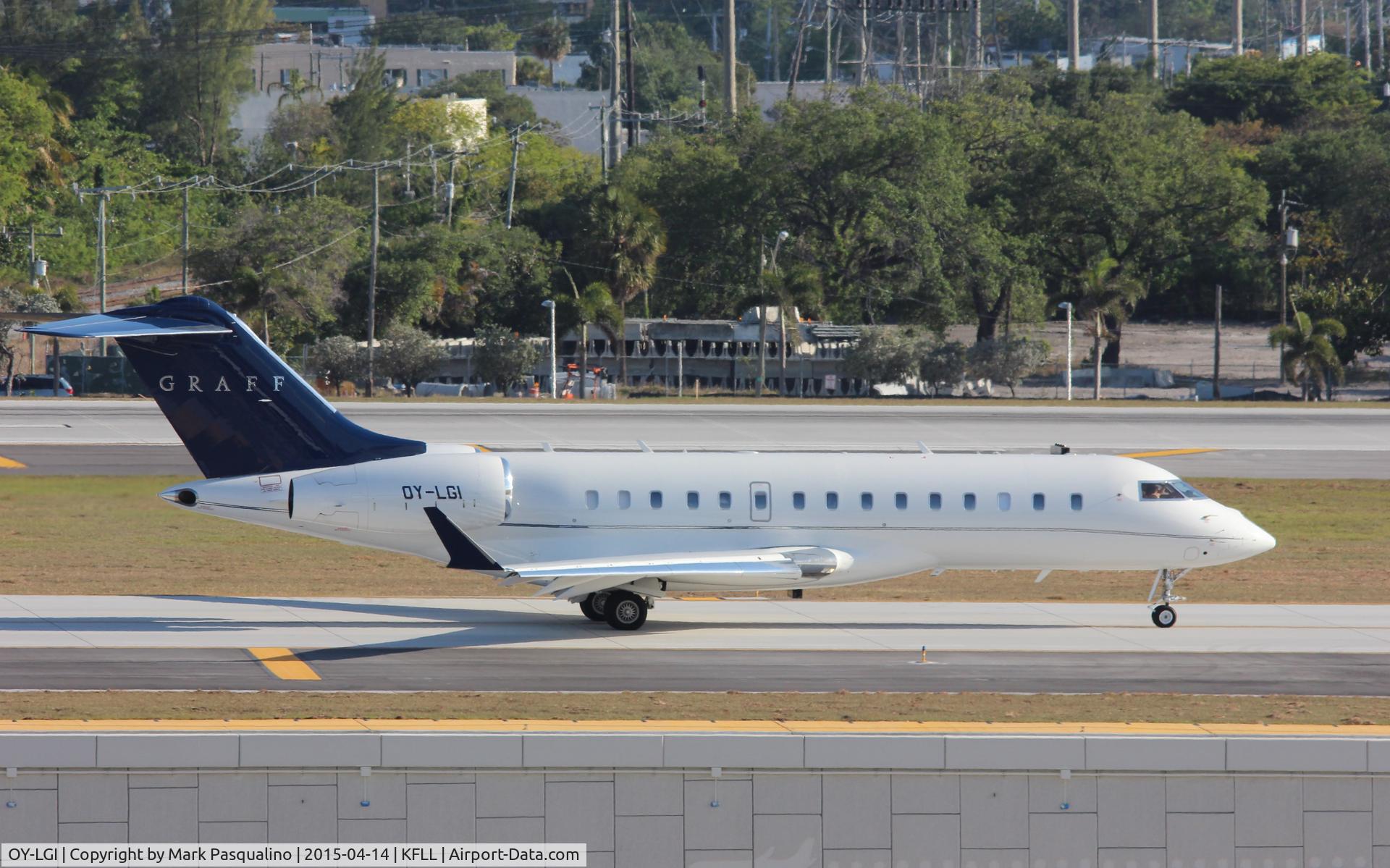 OY-LGI, 2011 Bombardier BD-700-1A10 Global 6000 C/N 9433, BD-700-1A10