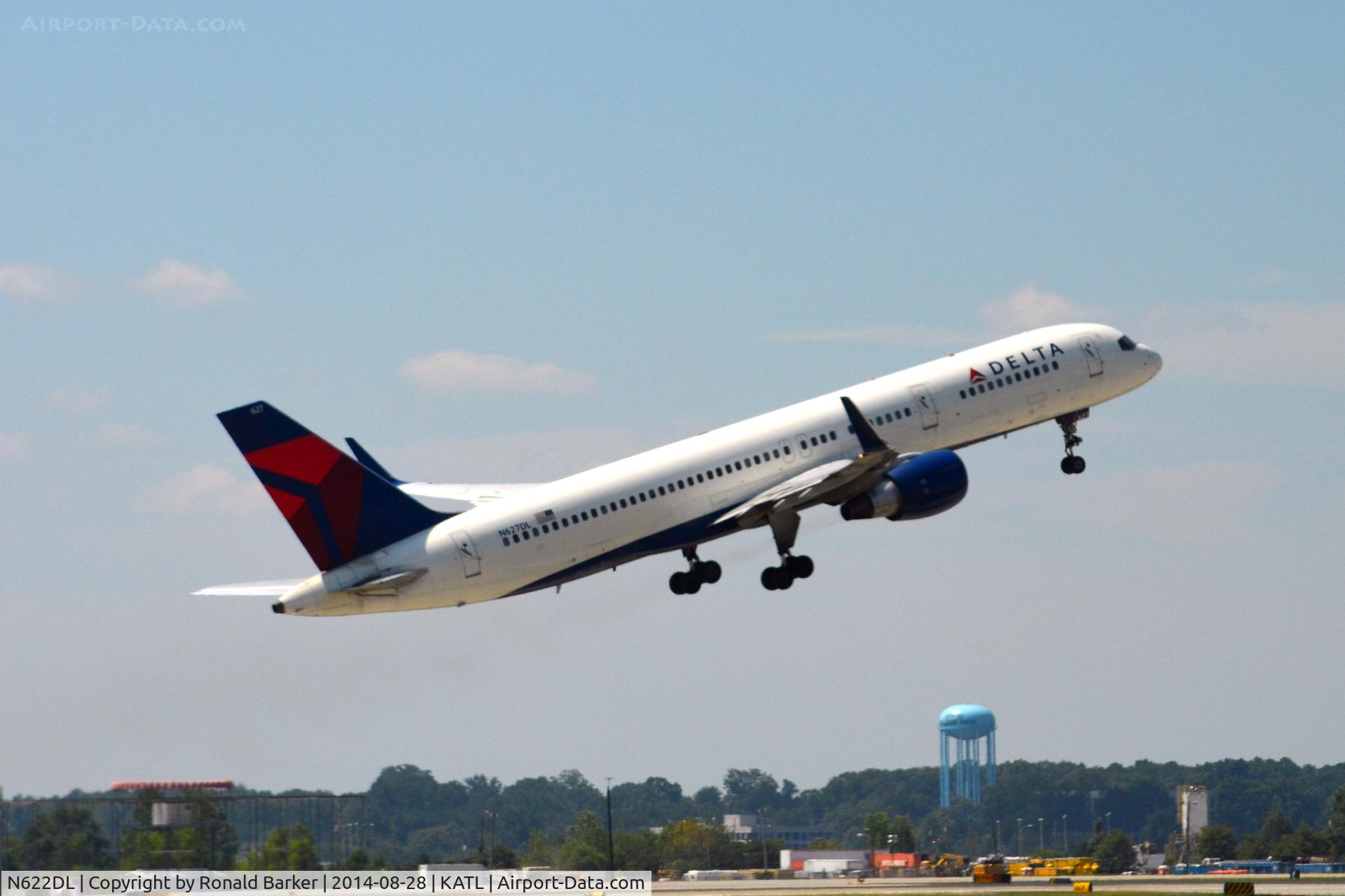 N622DL, 1986 Boeing 757-232(F) C/N 22912, Takeoff Atlanta