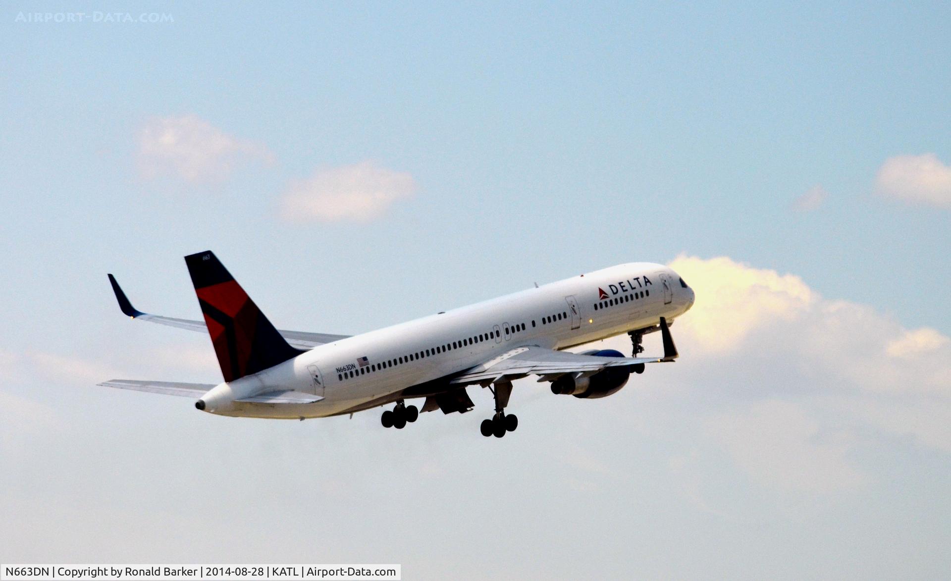 N663DN, 1991 Boeing 757-232 C/N 24992, Takeoff Atlanta