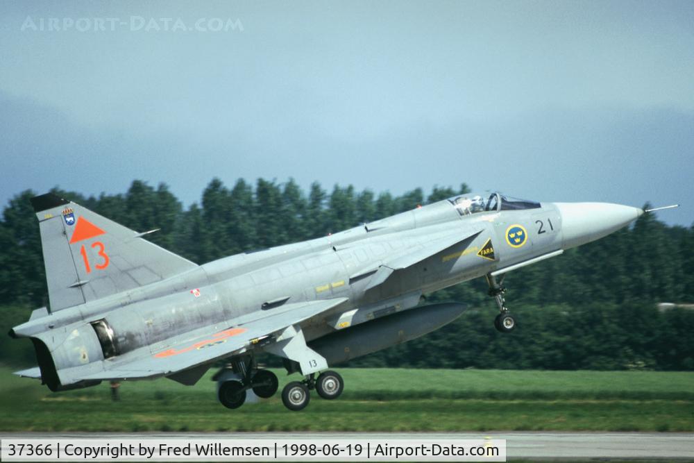 37366, Saab JA 37 Viggen C/N 37366, F21 aircraft at Gdynia Babie Doly