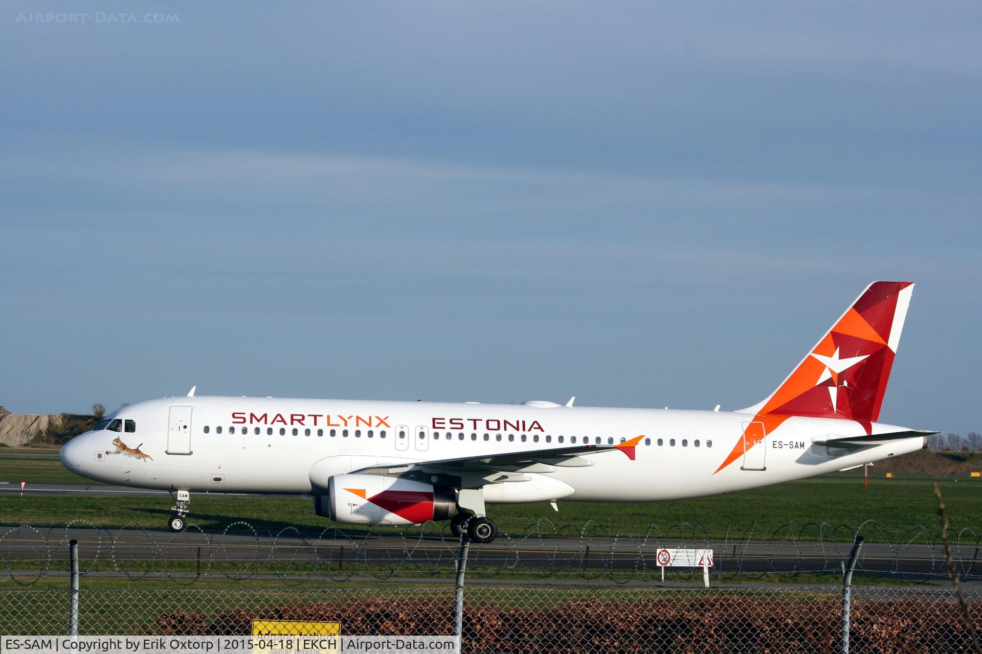 ES-SAM, 2002 Airbus A320-232 C/N 1896, ES-SAM arrived rw 04L