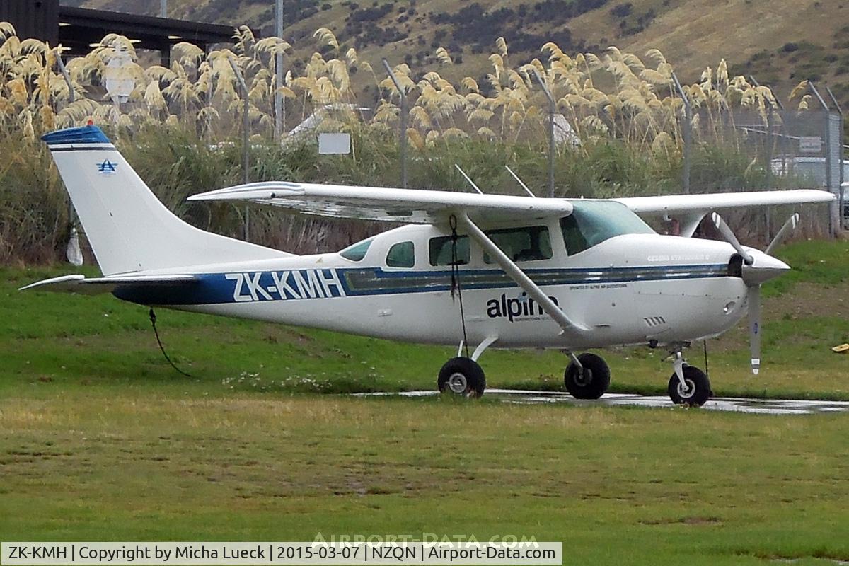 ZK-KMH, Cessna TU206G Turbo Stationair Turbo Stationair C/N U20604075, At Queenstown
