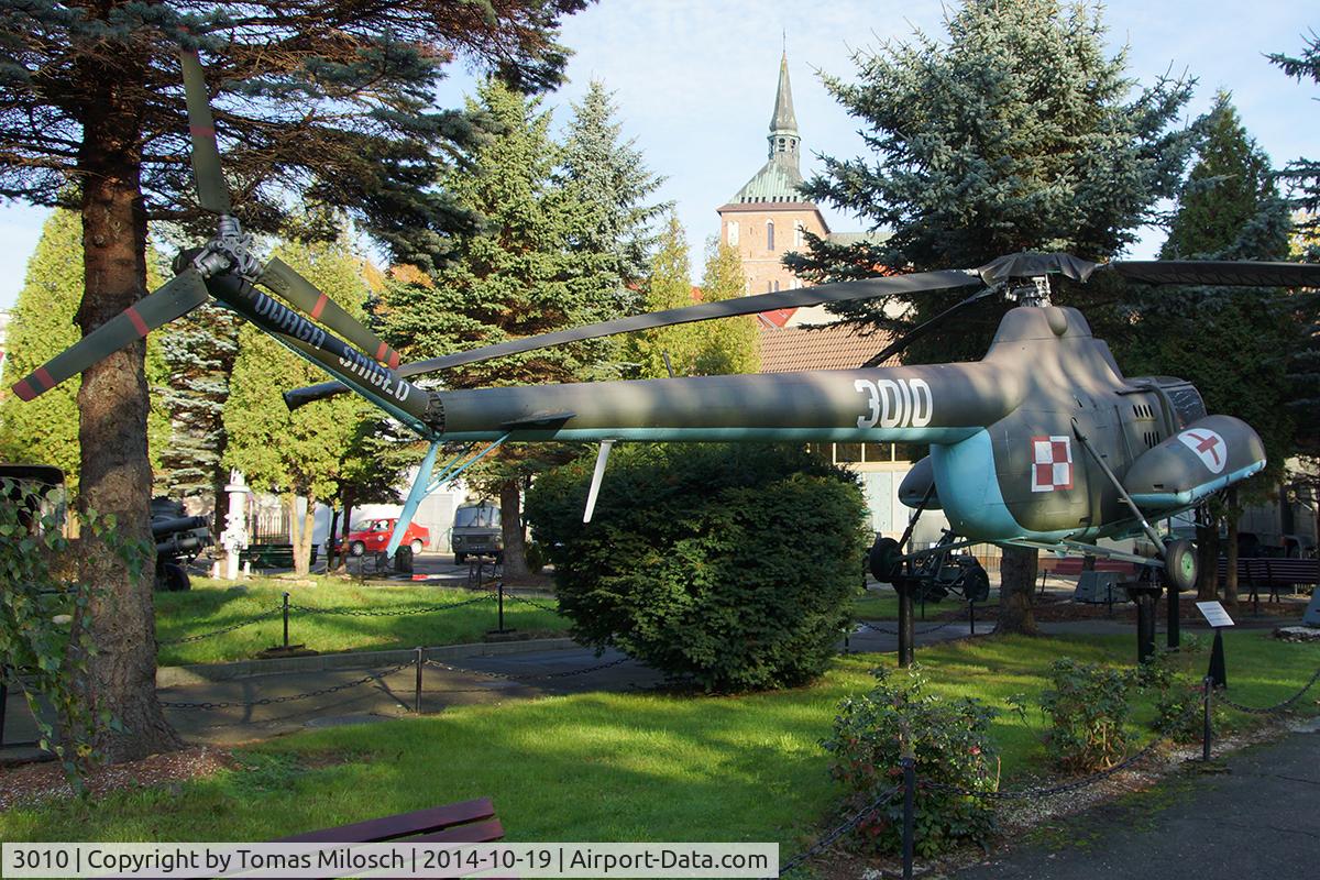 3010, PZL-Swidnik SM-2 C/N S2-03010, Preserved at Polish Army Museum Kolobrzeg