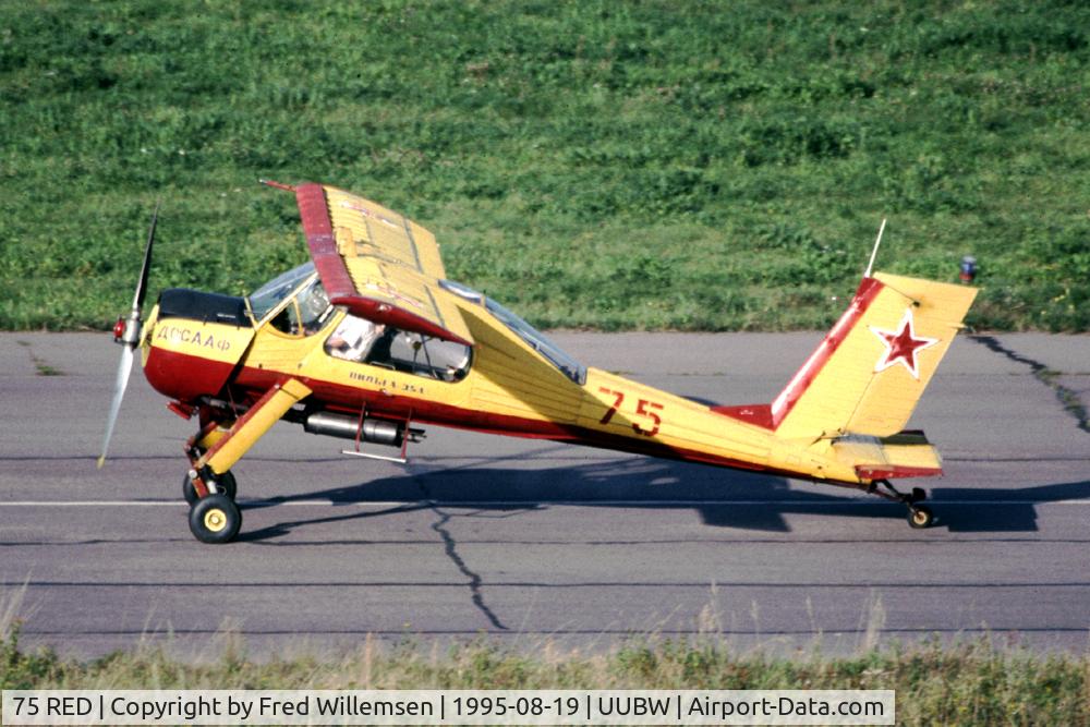 75 RED, PZL-Okecie PZL-104 Wilga 35A C/N 18830739, 