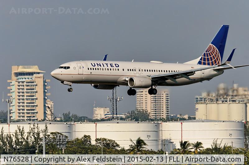 N76528, 2010 Boeing 737-824 C/N 31663, Ft. Lauderdale