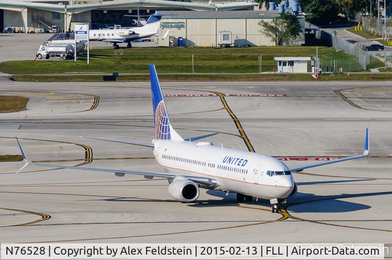 N76528, 2010 Boeing 737-824 C/N 31663, Ft. Lauderdale
