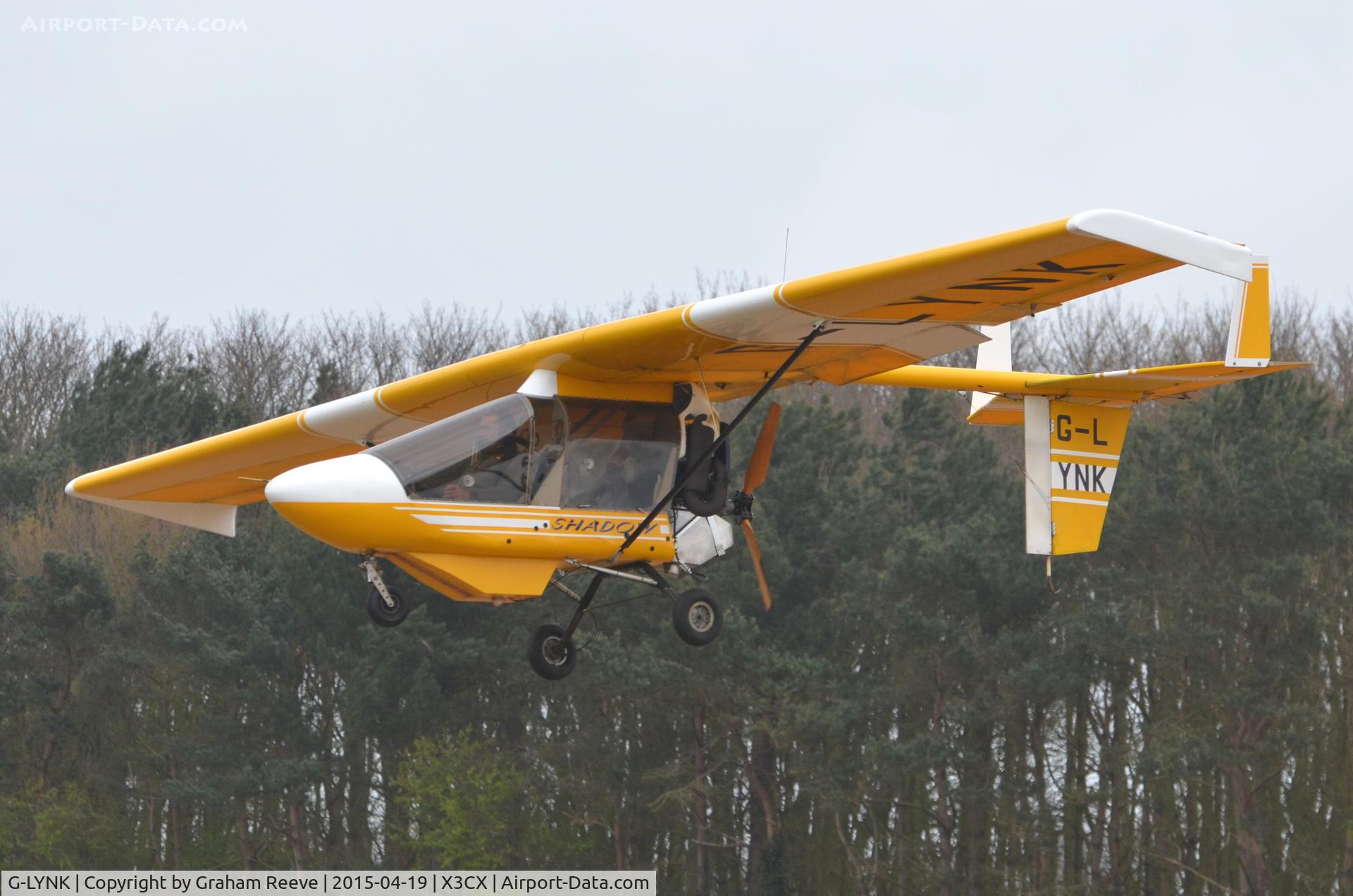 G-LYNK, 1998 CFM Shadow Series DD C/N 303-DD, Landing at Northrepps.