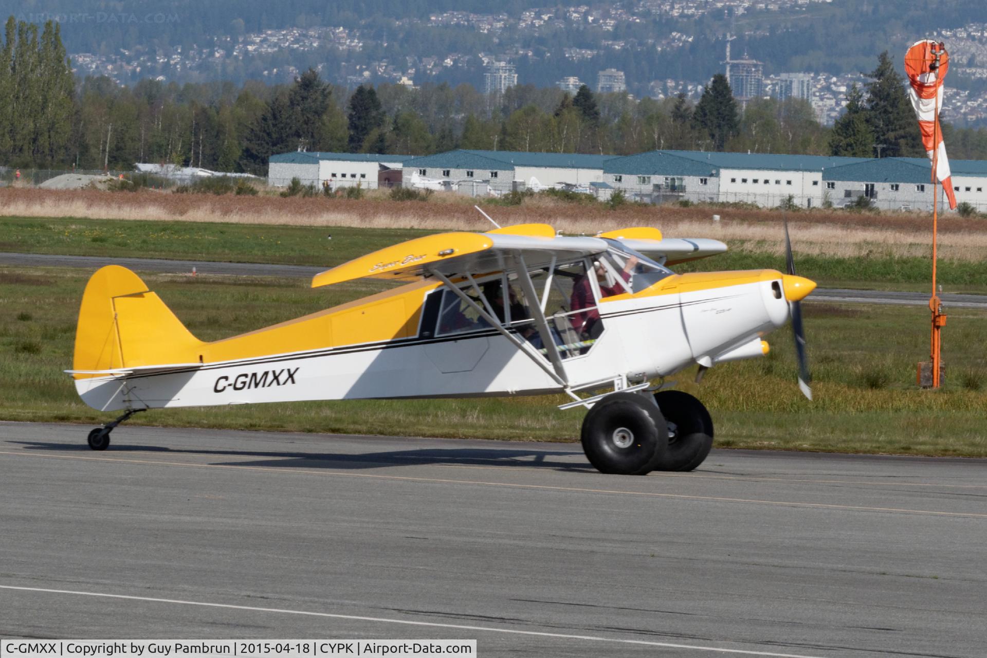 C-GMXX, 2009 SUPERBEAR  C/N 6447, Ready to depart
