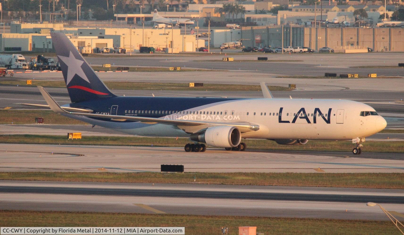 CC-CWY, 2007 Boeing 767-316/ER C/N 35231, LAN Chile