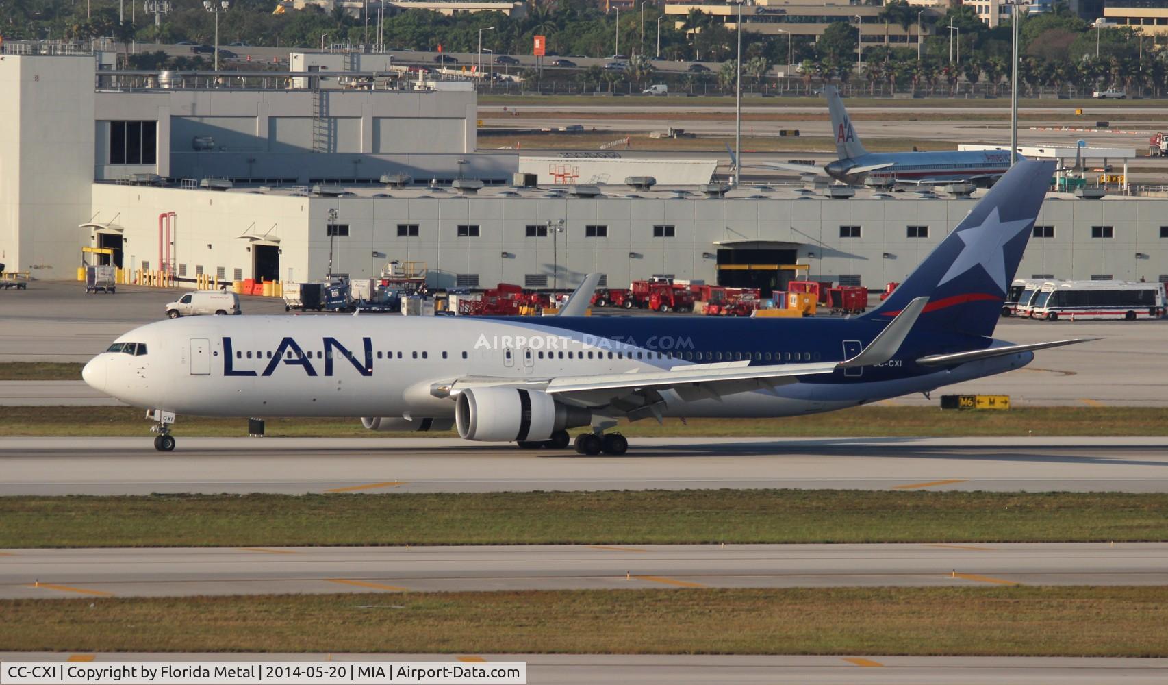 CC-CXI, 2009 Boeing 767-316/ER C/N 37800, LAN Chile