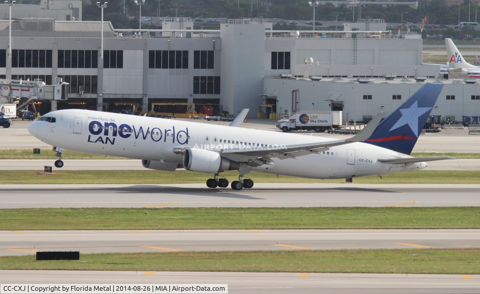 CC-CXJ, 2009 Boeing 767-316/ER C/N 37801, LAN One World