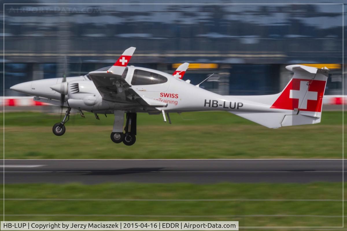 HB-LUP, 2008 Diamond DA-42 Twin Star C/N 42.356, 2008 Diamond DA-42