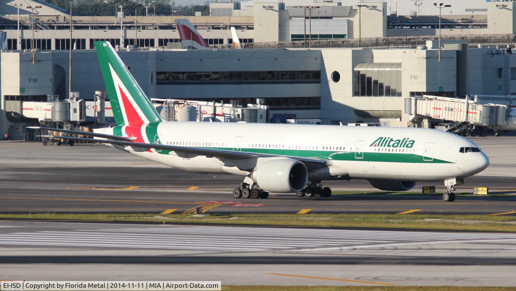 EI-ISD, 2003 Boeing 777-243/ER C/N 32860, Alitalia