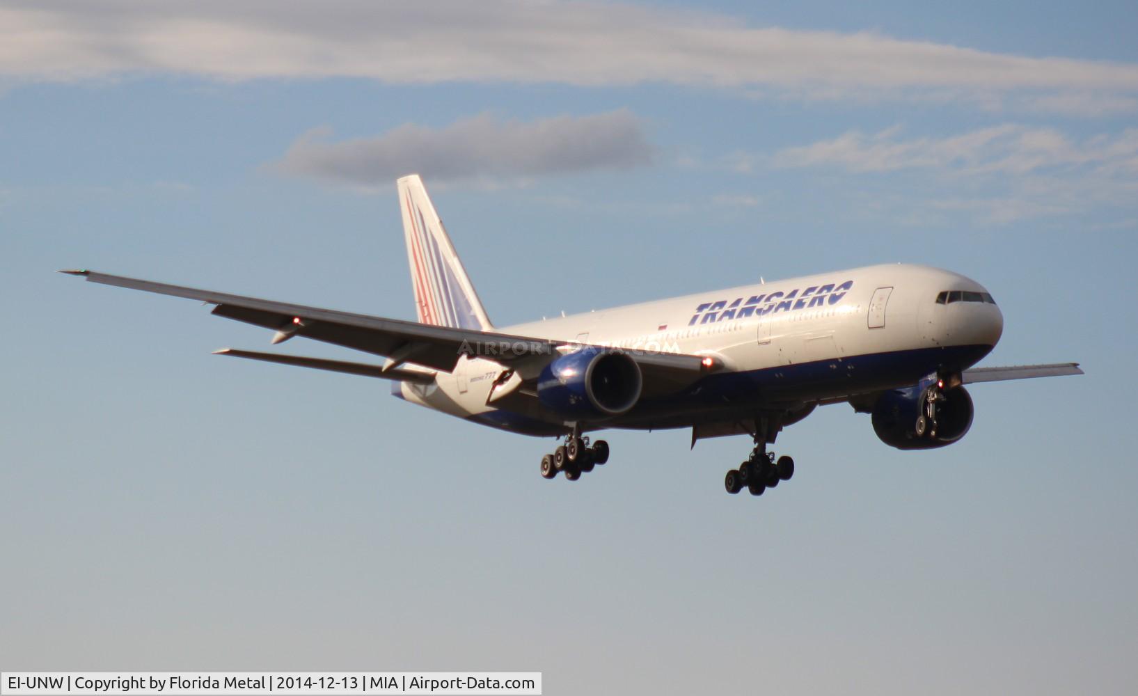 EI-UNW, 1999 Boeing 777-222 C/N 30214, Transaero