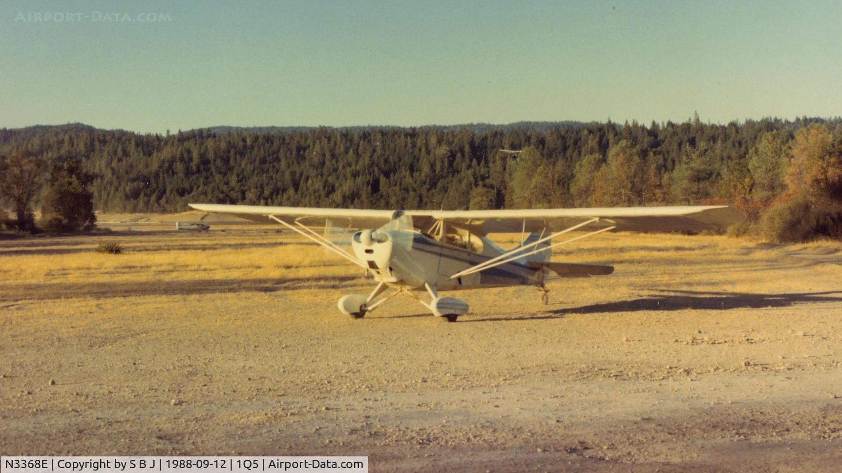 N3368E, 1947 Aeronca 11BC Chief C/N 11BC-1704, 68E ready to depart Gravelly Valley with 42E overhead in the distance.